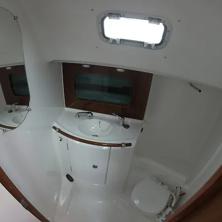 Boat At - Seehund 보트호텔 *